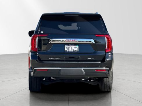 Used 2021 GMC Yukon XL SLT w/ Rear Media and Nav Package image 4