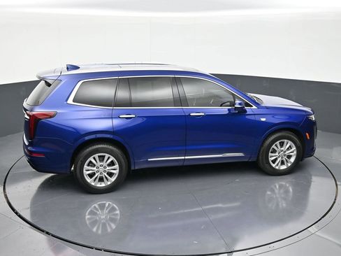 Certified 2023 Cadillac XT6 Luxury image 17