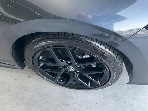 Used 2024 Honda Civic Sport image 25
