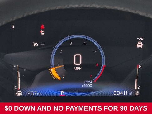 Used 2025 Chevrolet Trax LT w/ LT Convenience Package FWD image 16