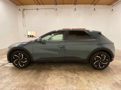 Used 2024 Hyundai Ioniq 5 SEL RWD image 2