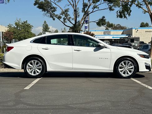 Used 2025 Chevrolet Malibu LT FWD image 9