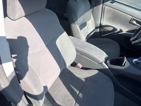 Used 2010 Toyota Prius Two FWD image 14