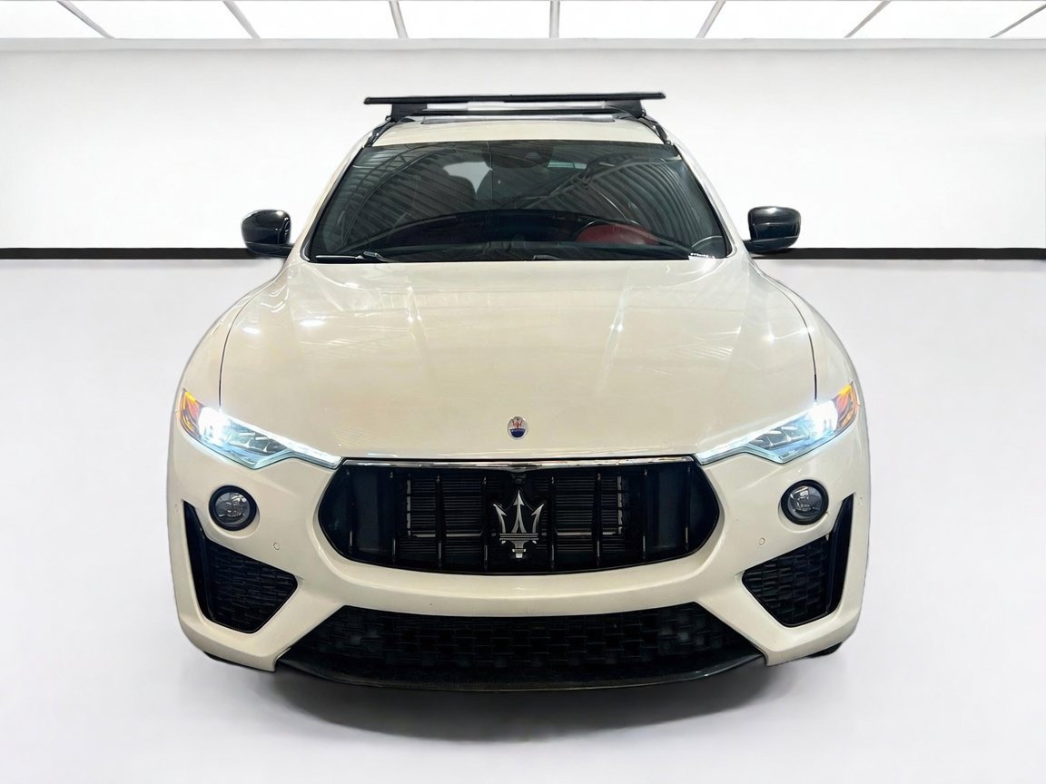Used 2020 Maserati Levante S GranSport AWD/4WD image 2