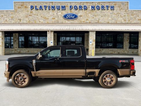 New 2026 Ford F250 King Ranch w/ FX4 Off-Road Package image 4