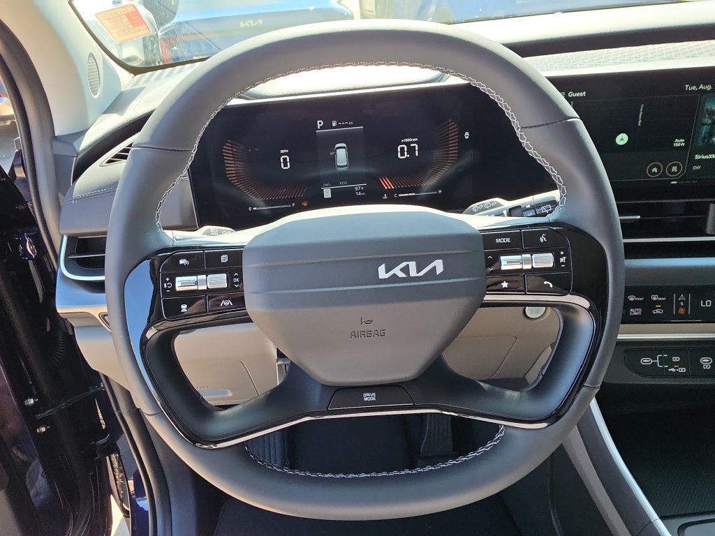 New 2027 Kia Carnival LX FWD image 28