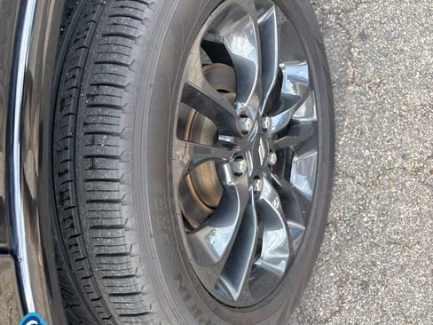 Used 2024 Dodge Durango GT image 11