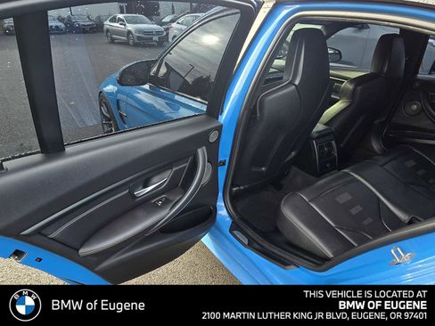 Used 2018 BMW M3 image 33