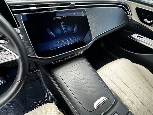 Certified 2025 Mercedes-Benz E 350 Sedan image 30