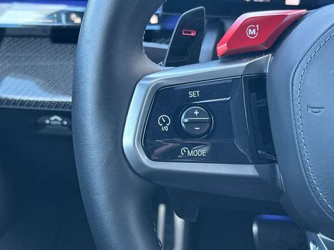 Used 2025 BMW M5 w/ Carbon Package image 27