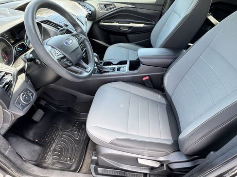 Used 2019 Ford Escape S FWD image 9
