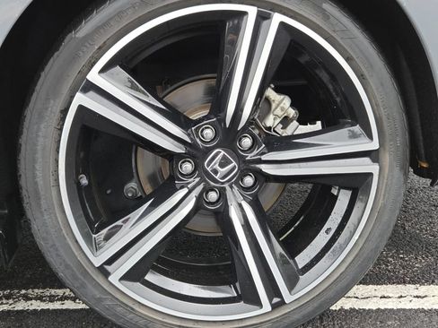 Used 2023 Honda Accord Sport image 14