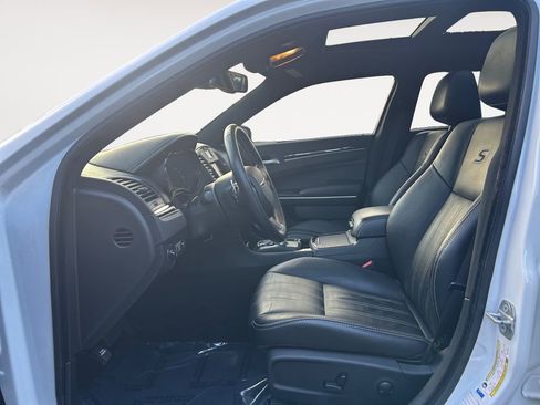 Used 2022 Chrysler 300 S image 15