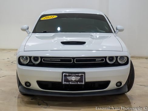 Used 2021 Dodge Challenger GT w/ Plus Package image 5