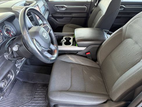 Used 2022 RAM 1500 Big Horn AWD/4WD image 5