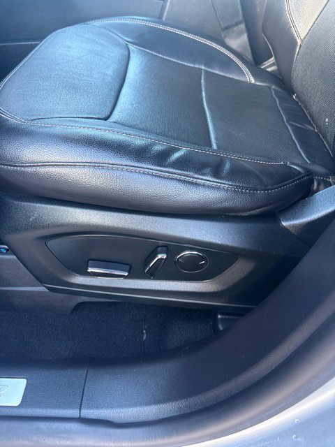 Used 2020 Ford Explorer Limited AWD/4WD image 23