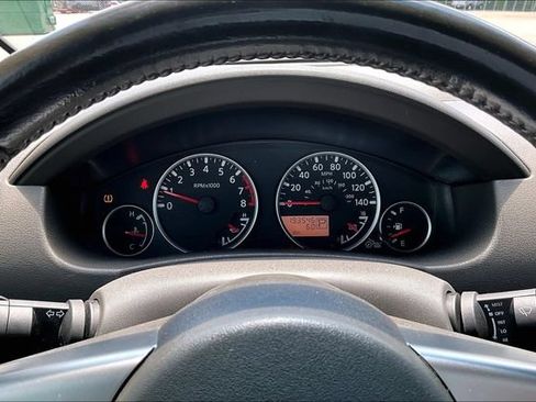 Used 2007 Nissan Pathfinder LE RWD image 13