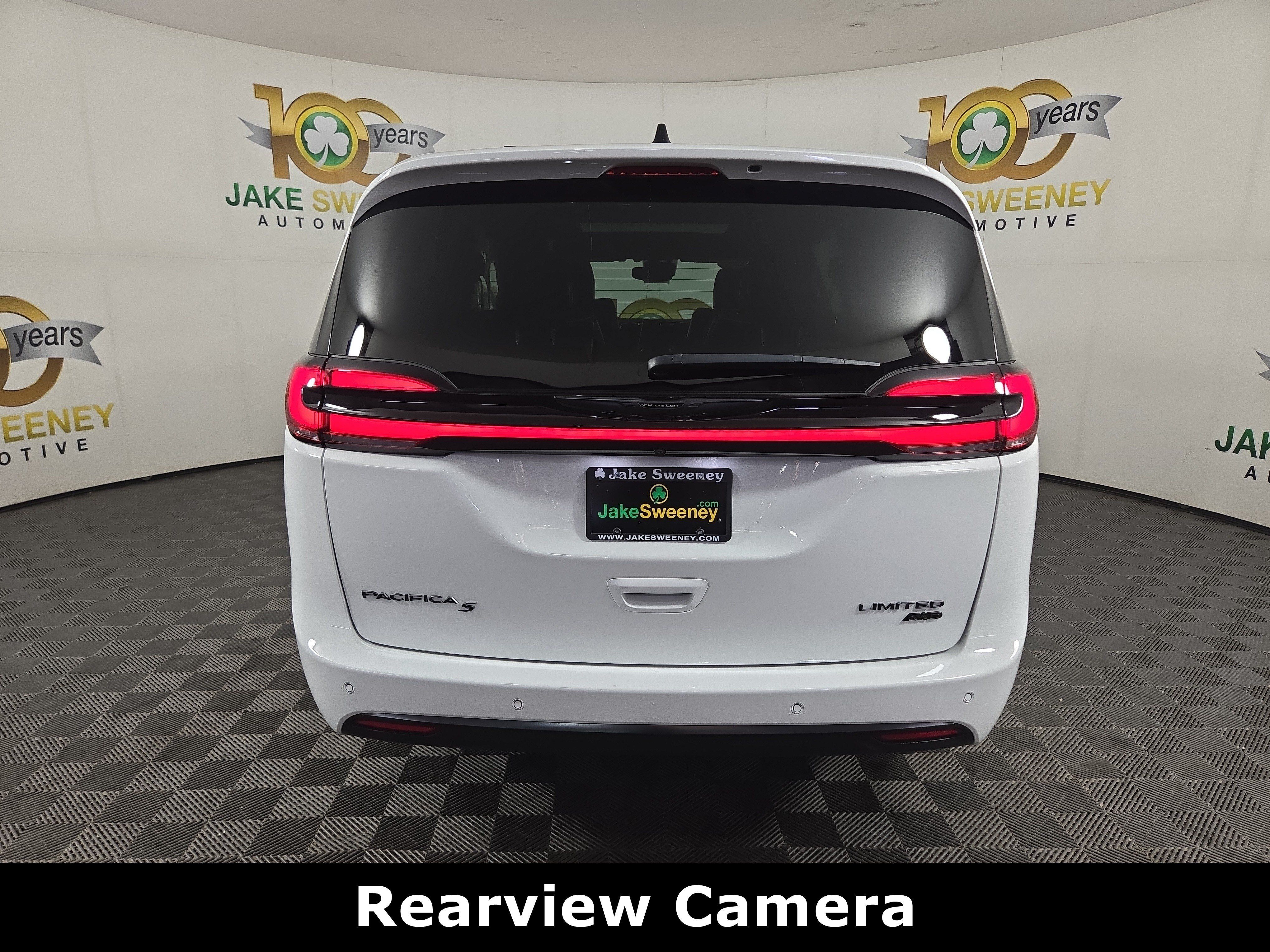 Certified 2023 Chrysler Pacifica Limited w/ S Appearance Package AWD/4WD image 9