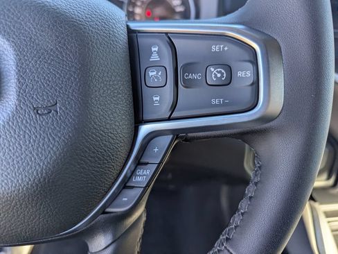 New 2026 RAM 2500 Big Horn AWD/4WD image 18