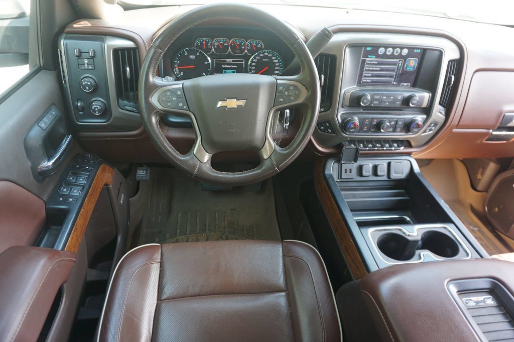 Used 2019 Chevrolet Silverado 2500 High Country w/ Duramax Plus Package AWD/4WD image 6