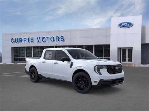 New 2025 Ford Maverick Lariat w/ Black Appearance Package image 7