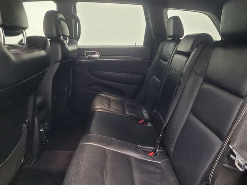 Used 2017 Jeep Grand Cherokee Limited AWD/4WD image 18