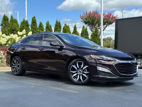 Used 2020 Chevrolet Malibu RS FWD image 2
