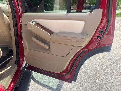Used 2009 Ford Explorer Eddie Bauer AWD/4WD image 25