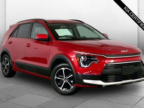 Certified 2024 Kia Niro EX FWD image 1