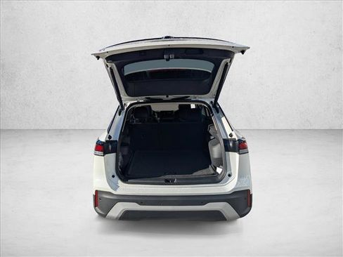 New 2026 Volkswagen Tiguan SE FWD image 7