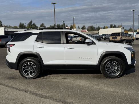 New 2026 Chevrolet Equinox ACTIV w/ Convenience Package III image 6