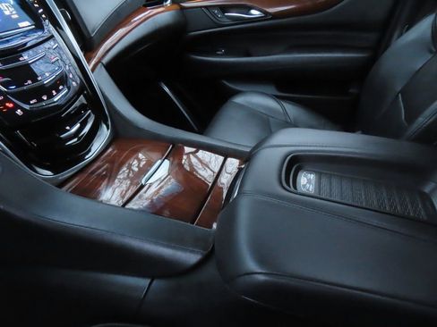 Used 2019 Cadillac Escalade Premium Luxury AWD/4WD image 28