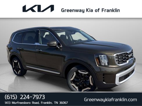 New 2025 Kia Telluride S image 1