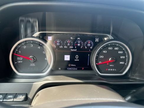 Used 2021 Chevrolet Silverado 1500 LTZ w/ Technology Package AWD/4WD image 11