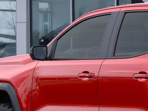 New 2026 GMC Canyon Elevation w/ Convenience Package image 12