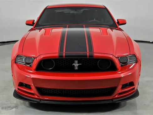 Used 2013 Ford Mustang Boss 302 w/ Boss 302 Accessory Pkg RWD image 5