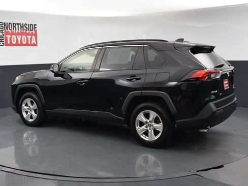 Used 2019 Toyota RAV4 XLE w/ Convenience Package AWD/4WD image 2