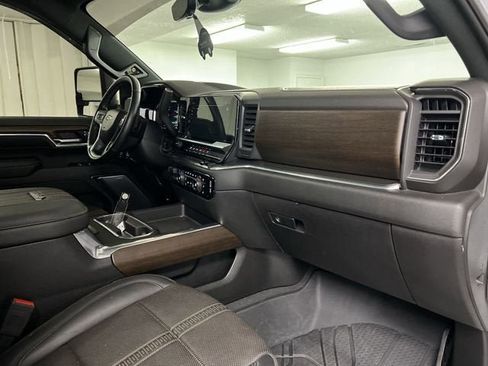 Certified 2024 Chevrolet Silverado 3500 High Country w/ Technology Package AWD/4WD image 29