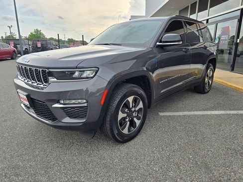 Used 2023 Jeep Grand Cherokee 4WD 4xe image 28