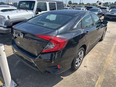 Used 2018 Honda Civic LX image 4