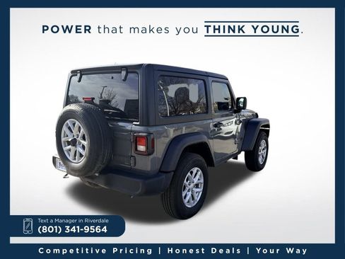 Used 2023 Jeep Wrangler Sport S image 5