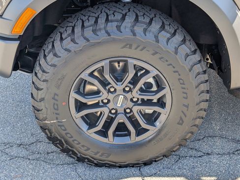 New 2025 Ford Ranger Raptor image 13