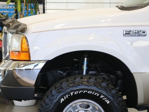 Used 2001 Ford F250 Lariat AWD/4WD image 48