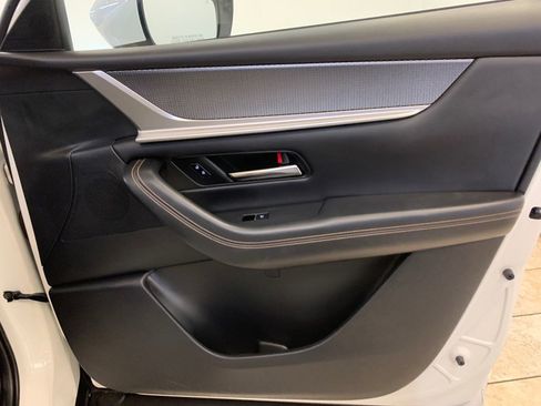 Used 2024 MAZDA CX-90 Plug-In Hybrid w/ Preferred AWD/4WD image 67