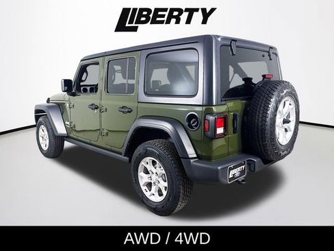 Used 2021 Jeep Wrangler Unlimited Islander image 6