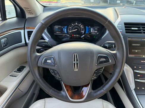 Used 2016 Lincoln MKZ Hybrid w/ Equipment Group 600A Reserve FWD image 11