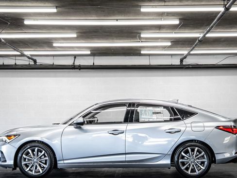 New 2026 Acura Integra Base image 2