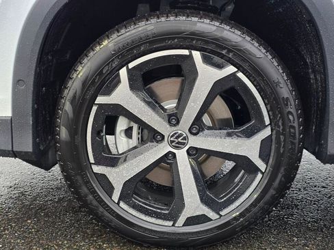 New 2026 Volkswagen Tiguan SE AWD/4WD image 10