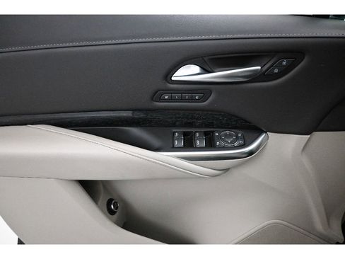 Certified 2023 Cadillac XT4 Premium Luxury image 27