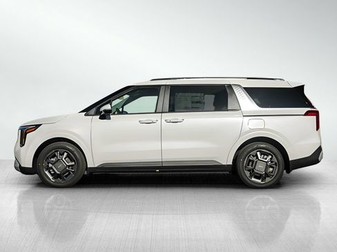 New 2026 Kia Carnival EX image 4